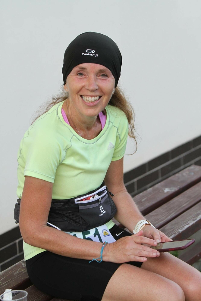 Štástná Peta v cíli, jeji první MUM