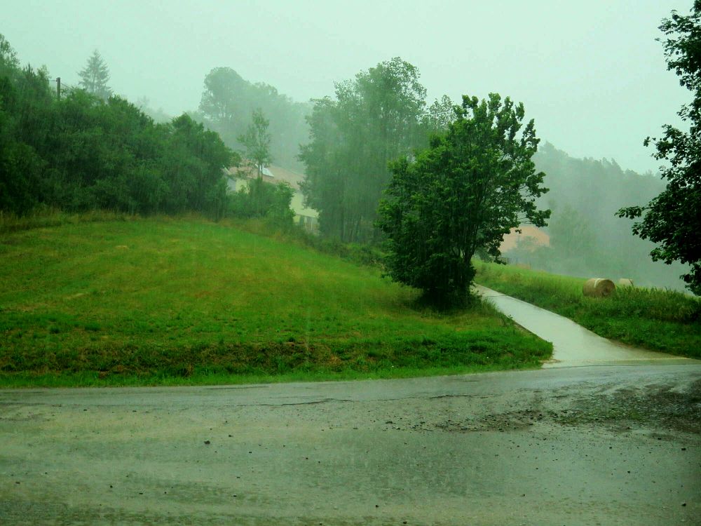 Děsná bouřka, leje #1 Lomnická